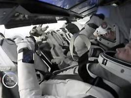Weltraumkapsel angedockt: Drei Amerikaner und ein Russe auf ISS angekommen