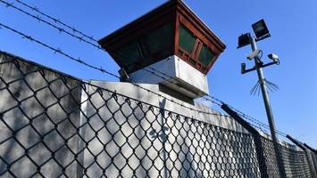 schmuggel im gefängnis: urteil gegen beamtin rechtskräftig