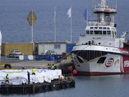 Krieg in Nahost: Schiff Open Arms liegt bereit im Hafen - aber Ausfahrt verzögert sich