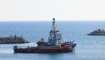 hunger im gazastreifen: erstes schiff mit hilfslieferungen verlässt zypern