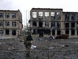 ein eintopf aus granaten: ukrainische soldaten schildern horror von awdijiwka