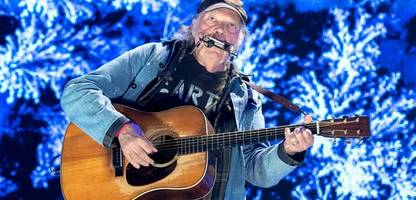 Spotify: Neil Young bringt seine Musik zurück nach Protest gegen Joe Rogan