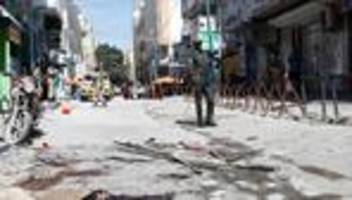 somalia: terroristen stürmen hotel in mogadischu