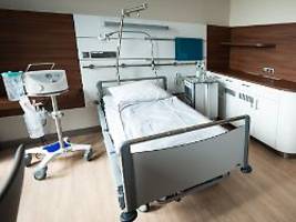 Lauterbach soll aushelfen: Krankenhäusern fehlen 500 Millionen Euro im Monat