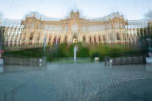 afd-mitarbeiter im bayerischen landtag: steuergeld für verfassungsfeinde
