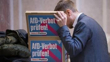 SPD-Spitze erwägt AfD-Verbotsantrag – als letztes Mittel