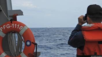 Keine Verletzten - Indische Marine befreit Schiff aus Gewalt somalischer Piraten - Crew gerettet