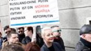 russland-wahl: hunderte beteiligen sich an protestaktion von nawalnys witwe in berlin