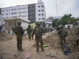 Hamas soll sich verschanzt haben: Israel ruft zu Räumung von Schifa-Klinik auf