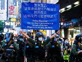 lebenslänglich für verrat: hongkong stimmt für umstrittenes sicherheitsgesetz