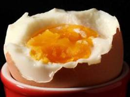 Mit Öko-Test beim Frühstück: Eier von Aldi sind mangelhaft