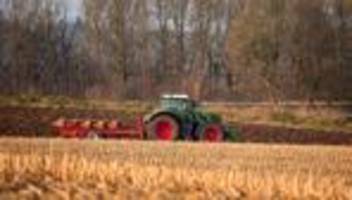 Bundeshaushalt 2024: Bundesrat stimmt Abbau von Subventionen für Bauern zu