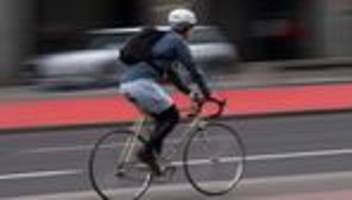 verkehr: 20 fahrrad-reparaturstationen in berlin: aufbau ab april