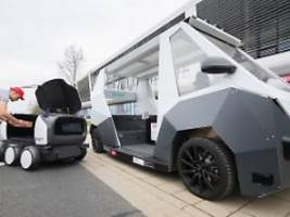 Autonome Fahrzeuge vorgstellt: Stellen in Zukunft Roboter Pakete zu?