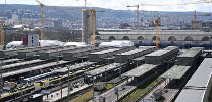 deutsche bahn zu stuttgart 21: kopfbahnhof soll auch 2026 noch in betrieb sein
