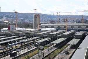 Stuttgart 21: Bestehender Bahnhof bleibt auch 2026