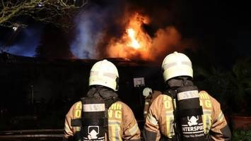verheerendes feuer zerstört einfamilienhaus in oering