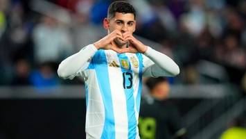 Argentinien schlägt El Salvador auch ohne Messi