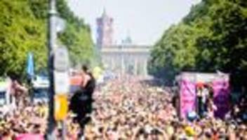 gesellschaft: parade-wagen für «rave the planet» ausgesucht