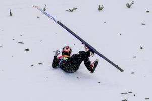 Knieverletzung: Gestürzter Skispringer muss operiert werden