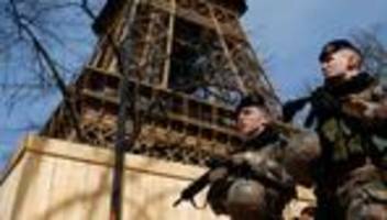 Frankreich: Regierung ruft nach Angriff in Moskau höchste Alarmstufe aus