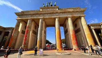 Erster Prozess nach Farbattacke auf Brandenburger Tor