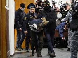 Anschlag in Moskau: Vier Verdächtige in Untersuchungshaft