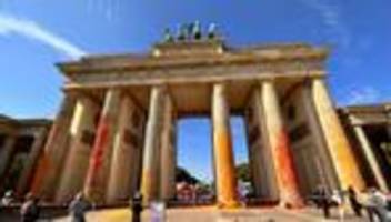 Letzte Generation: Farbe an Brandenburger Tor - Klimaaktivisten vor Gericht