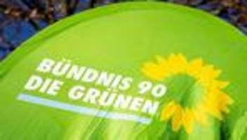 Staatsschutz ermittelt: Grüne: Lokalpolitiker in Hannover angegriffen
