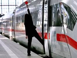 Bericht zu Tarifvertragsdetails: Bahn und GDL vereinbaren 35-Stunden-Woche ab 2029