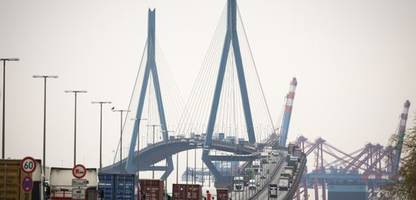 Hamburger Verkehrsader: Zukunft der maroden Köhlbrandbrücke bleibt ungewiss