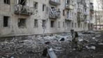 ukraine-krieg: russland greift charkiw erstmals seit 2022 mit fliegerbomben an
