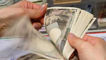 Yen im freien Fall - Japans Währung stürzt auf tiefsten Stand seit 34 Jahren