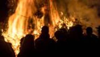 Naturschutz: Umweltverbände bitten um achtsamen Umgang mit Osterfeuern