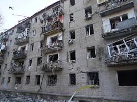 Toter und Verletzte nach Angriff: Moskau wirft Fliegerbomben auf Charkiw ab