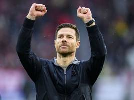 Bundesliga: Xabi Alonso bleibt Trainer in Leverkusen