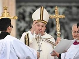 tausende auf dem petersplatz: papst nutzt ostermesse für friedensbotschaft