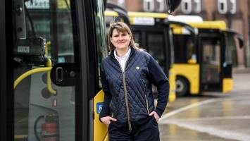 wie ist die arbeit als busfahrerin in berlin, frau irmscher?