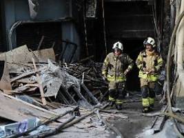 brand mit 29 toten: behörden uneins über brandursache im istanbuler club