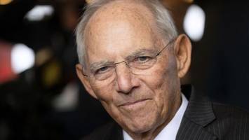 schäuble-memoiren: stoiber plante putsch gegen merkel