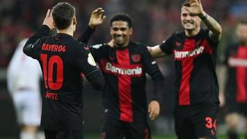 4:0 gegen Düsseldorf: Leverkusen greift nach dem Double