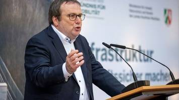 nrw-verkehrsminister fordert tempo für infrastrukturfonds