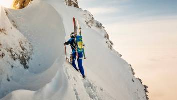berchtesgadener alpen - 20-jähriger stürzt am watzmann in den tod, begleiter müssen ihn zurück lassen