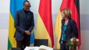 international: regierungschefin trifft bei ruanda-reise präsident kagame