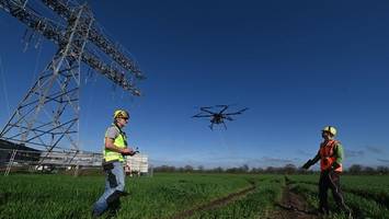 Energiewende: Hightech-Drohne sorgt dafür, dass Strom fließt