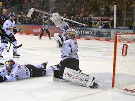 Eishockey: EHC scheidet in Bremerhaven aus