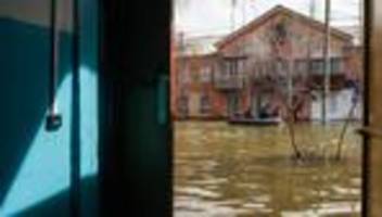 Flutkatastrophe: Zehntausende in Russland und Kasachstan in Sicherheit gebracht