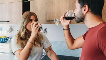 alkoholsucht: als partnerin nicht zur co-abhängigen werden