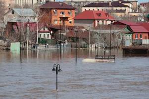 hochwasserlage in russland bleibt angespannt