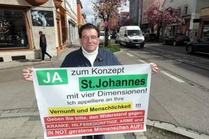 Herr Späth demonstriert für den Süchtigentreff in Oberhausen